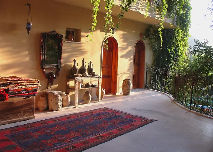 Hotel Emel Guzelcamlı