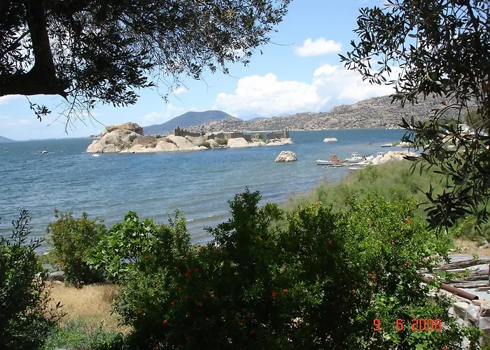 Emel Hotel Guzelcamlı