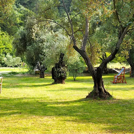 Emel Hotel