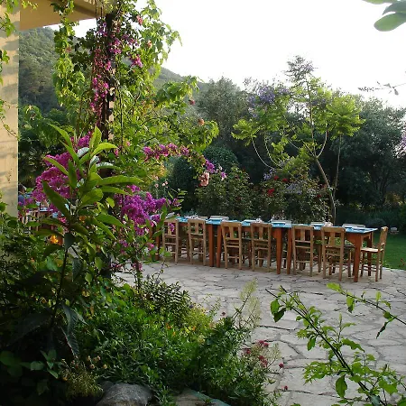 Emel Hotel