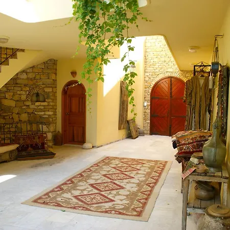 Emel Hotel
